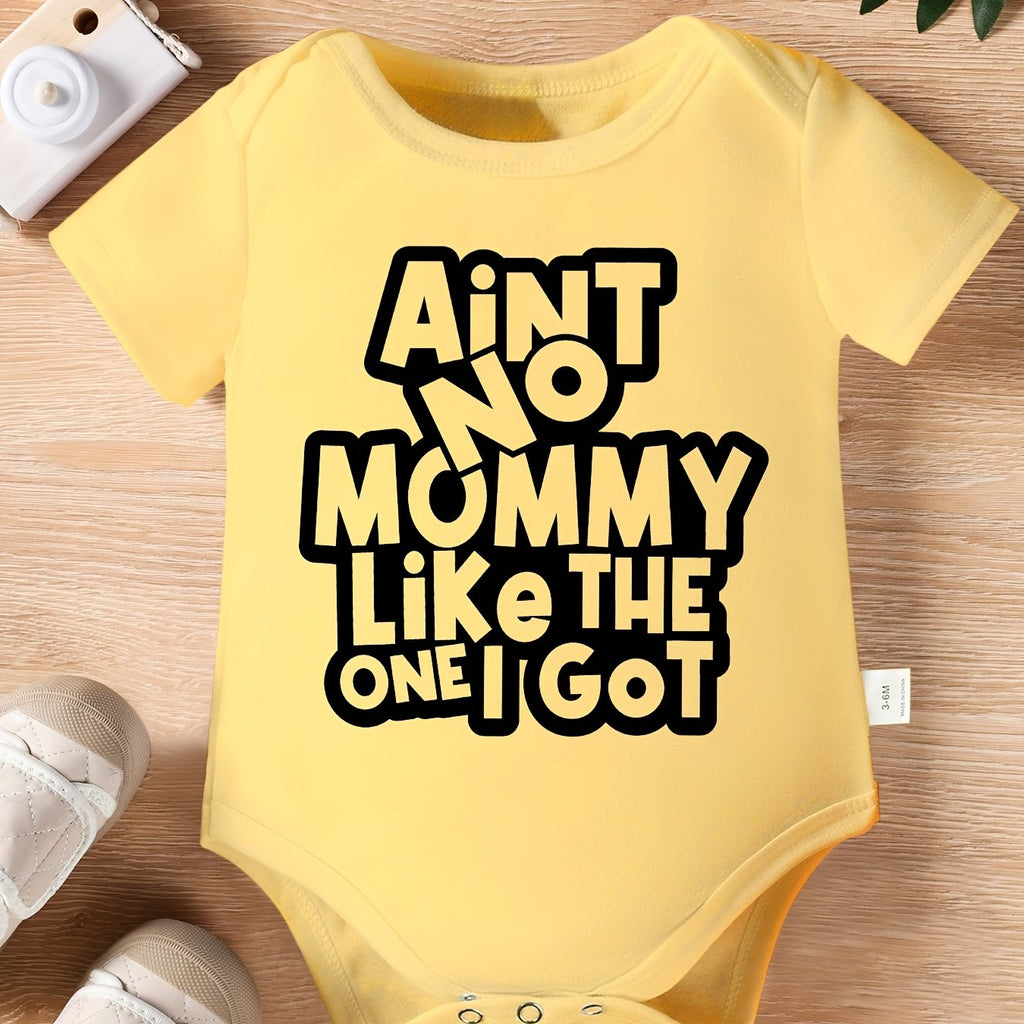 Baby Boy Onesie - Funny "Ain't No Mommy Like The One I Got" Newborn Outfit - Mustard-Yellow with Black Lettering - Easy Diaper change snaps - Birthday or Mother's Day Gift - Infant Bodysuit, Casual Baby Clothes, Round Neck Ro