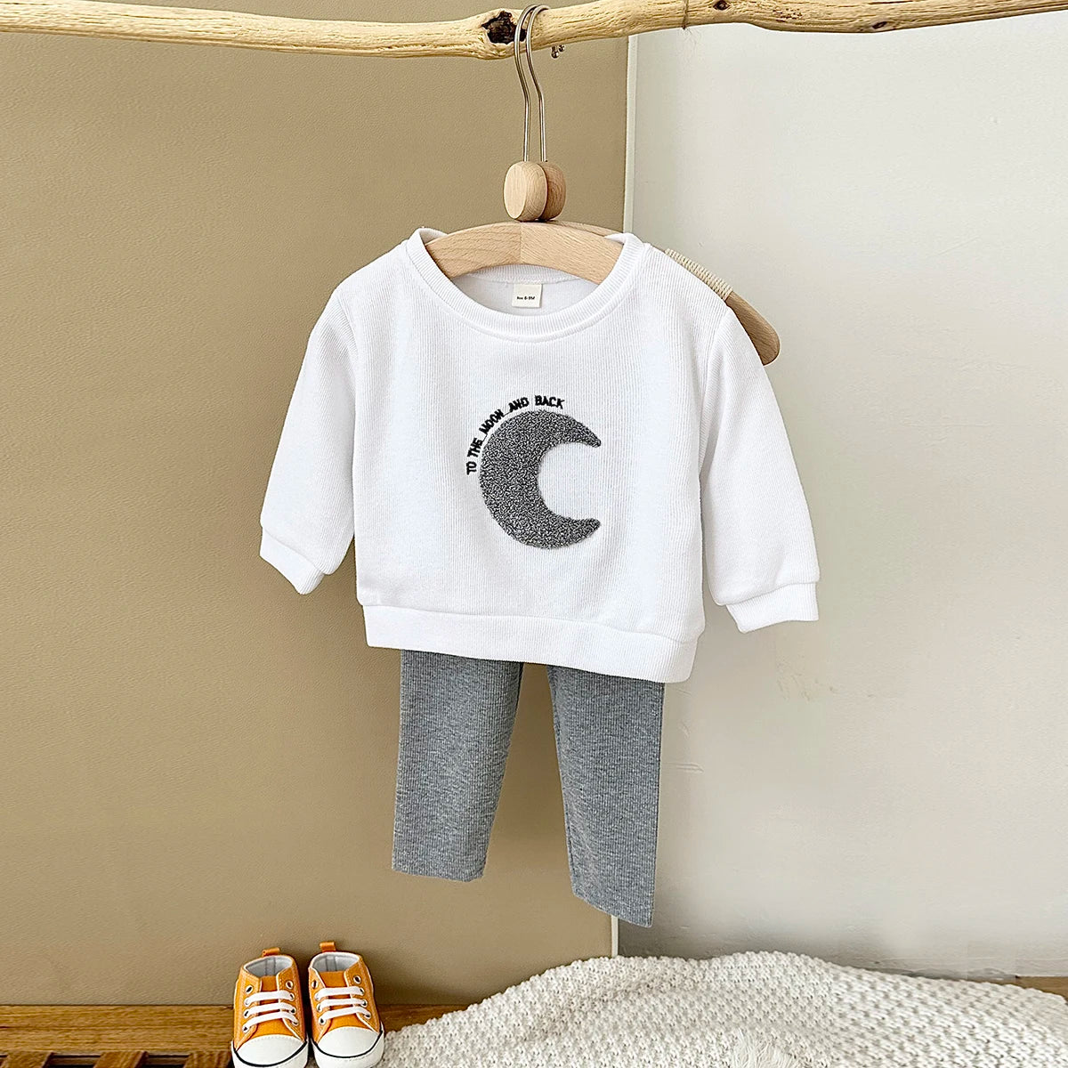 Autumn Baby Clothes 2pcs Wholesale Spring Cotton Embroidery Long-sleeved Top Set New Born Baby Clothing