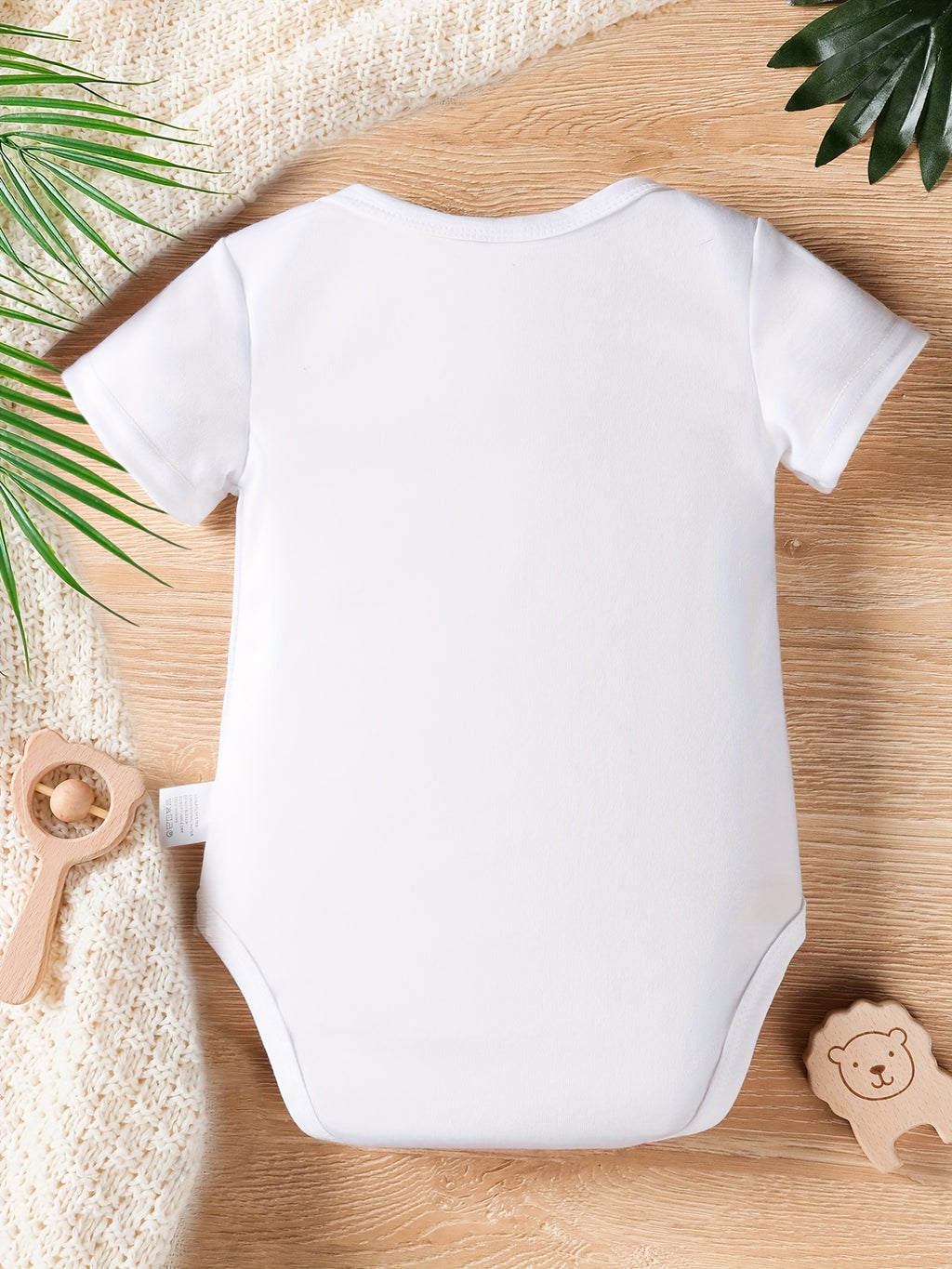 Baby Boy Onesie - Funny "Ain't No Mommy Like The One I Got" Newborn Outfit - Mustard-Yellow with Black Lettering - Easy Diaper change snaps - Birthday or Mother's Day Gift - Infant Bodysuit, Casual Baby Clothes, Round Neck Ro